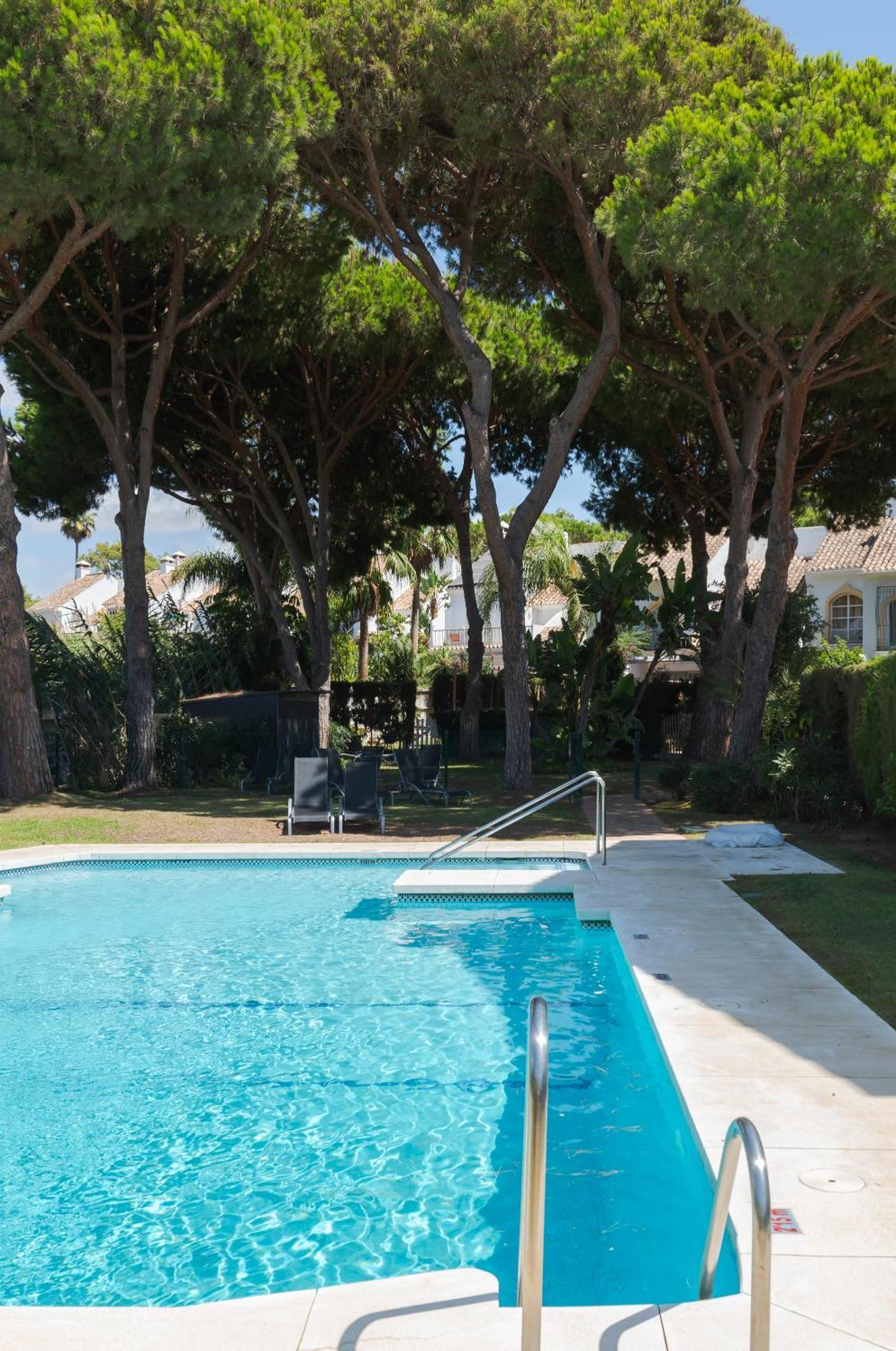 Wintowinrentals Townhouse, Pool & Beach 마르베야 외부 사진